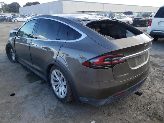 Photo 3 from auction – 2016 TESLA MODEL X with VIN 5YJXCAE2XGF002906
