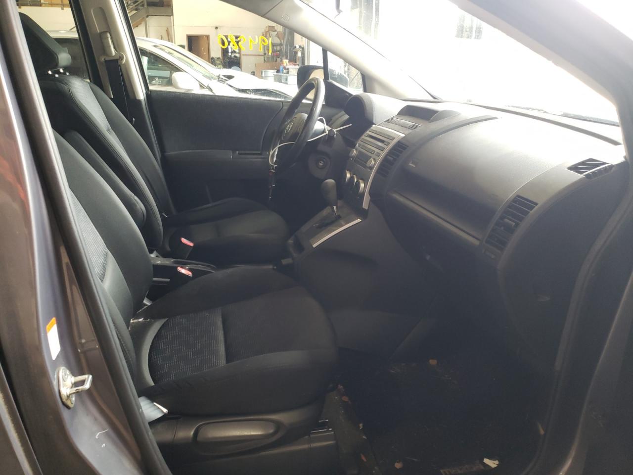 Photo 5 from auction – 2010 MAZDA 5 with VIN JM1CR2WL2A0378922