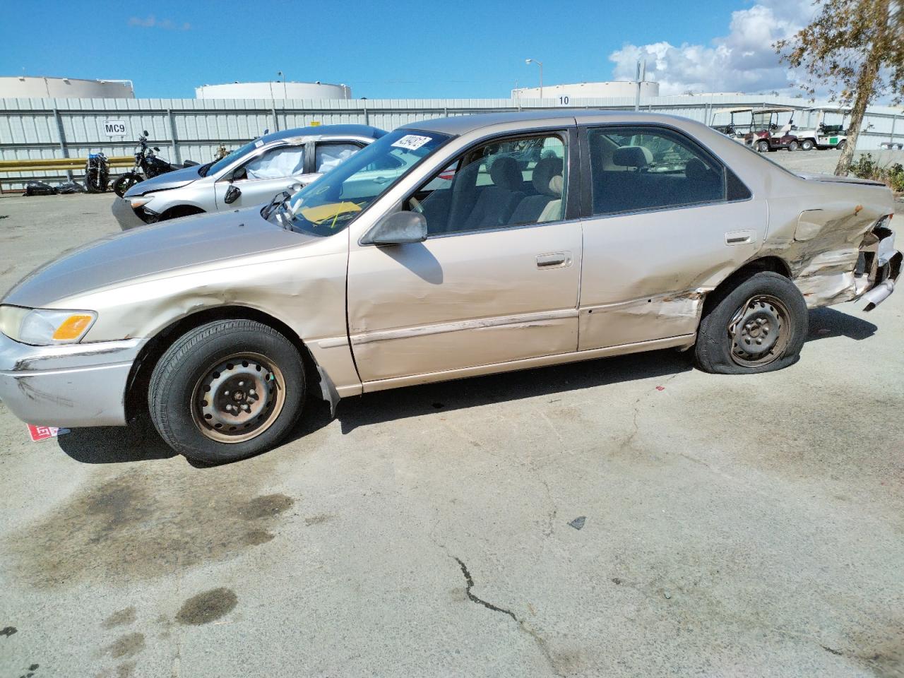 Photo 9 from auction – 1998 TOYOTA CAMRY CE with VIN JT2BG22K8W0258511