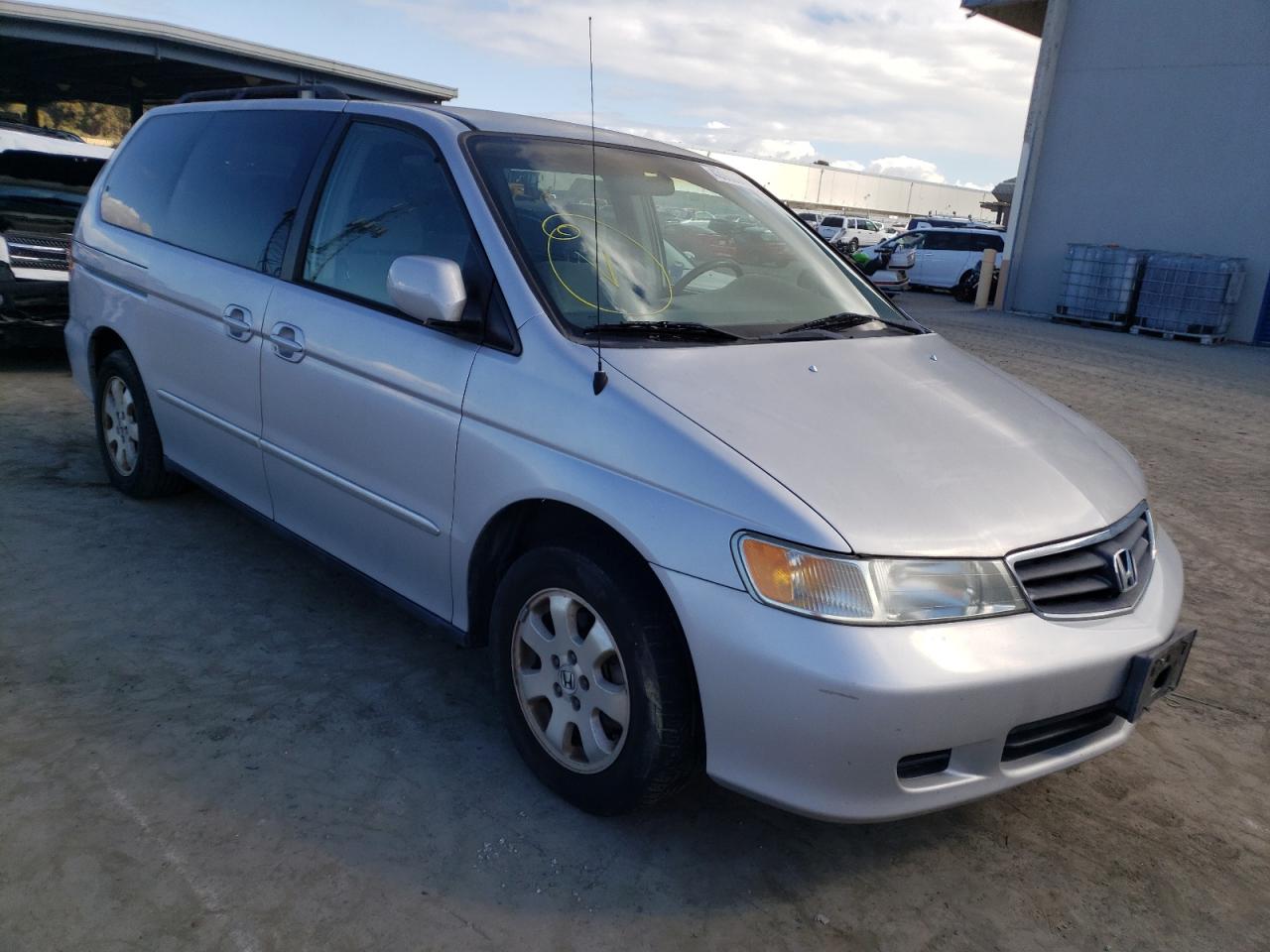 HONDA ODYSSEY EX 2002 with VIN 2HKRL186X2H571837 - Photo from auction