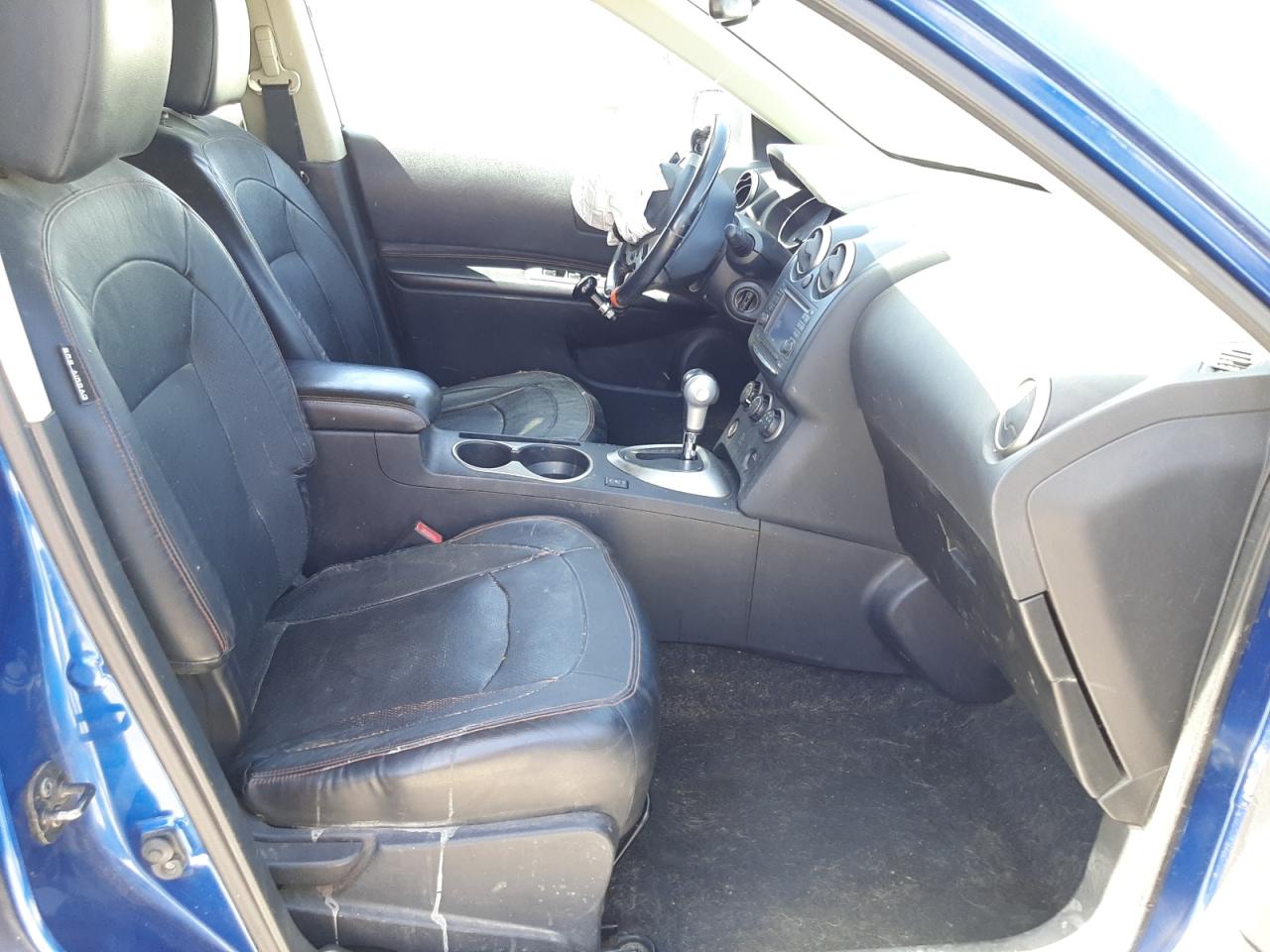 Photo 5 from auction – 2011 NISSAN ROGUE S with VIN JN8AS5MT8BW154847