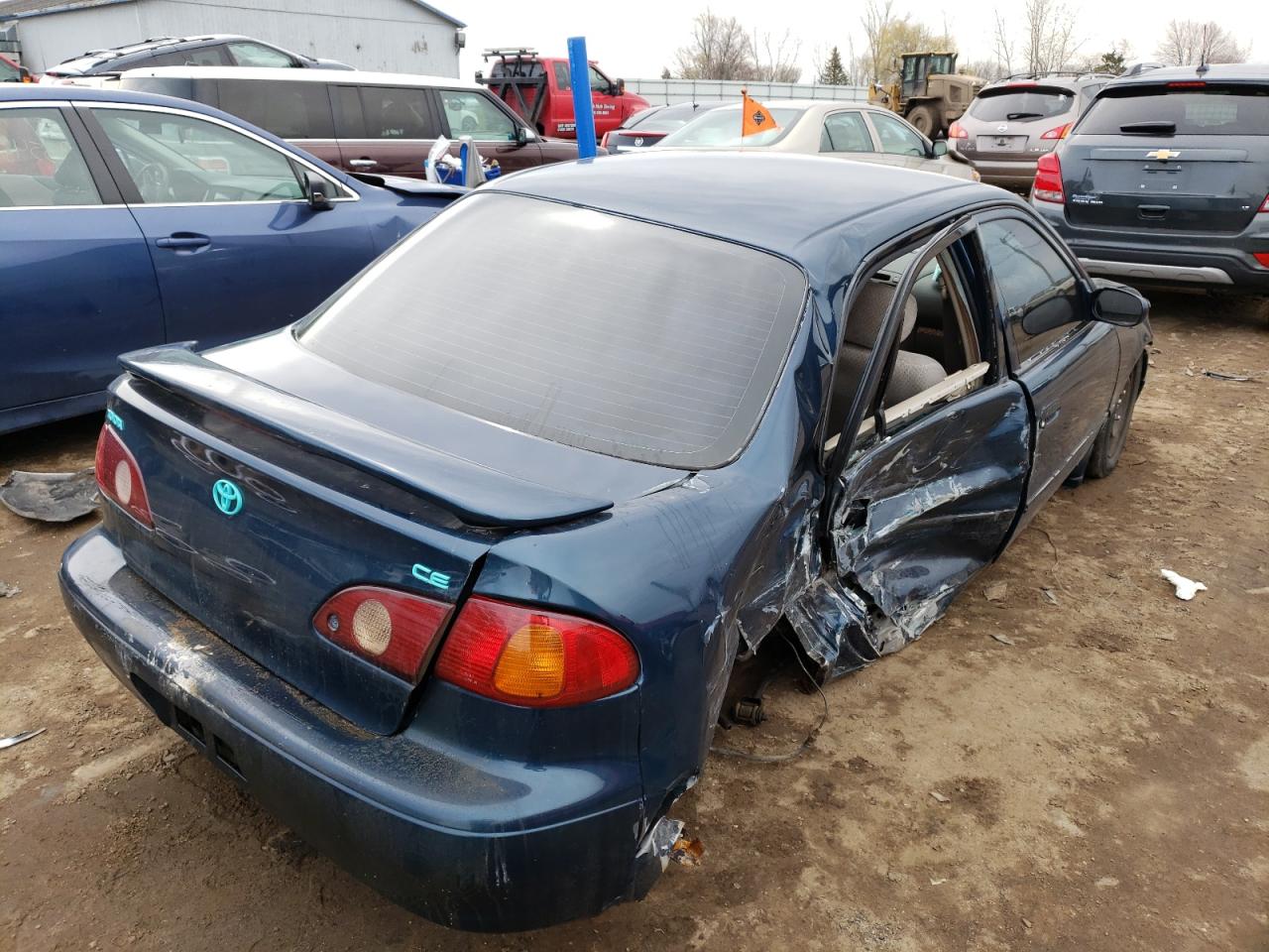 Photo 4 from auction – 2000 TOYOTA COROLLA VE with VIN 2T1BR18E4YC321707