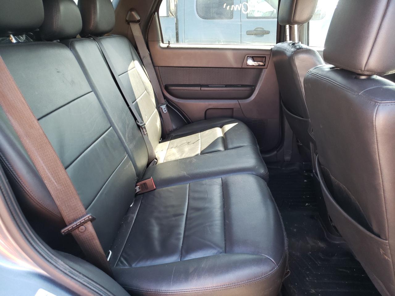 صورة رقم 6 من المزاد - 2011 FORD ESCAPE LIM مع VIN 1FMCU9EG2BKA78116