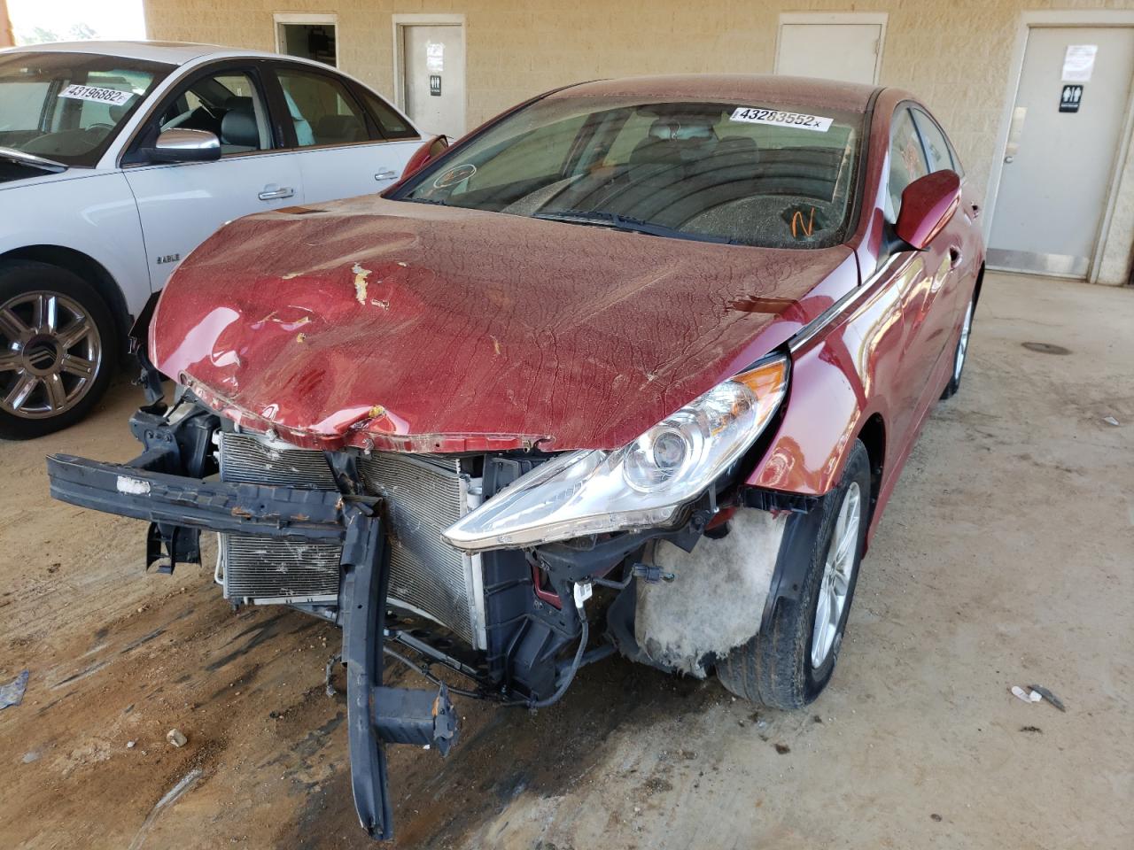 Photo 2 from auction – 2014 HYUNDAI SONATA GLS with VIN 5NPEB4AC2EH915152