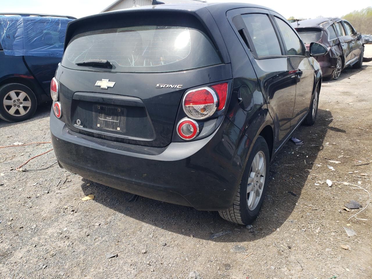Foto 4 de la subasta – 2012 CHEVROLET SONIC LS con VIN 1G1JB6SH4C4133192