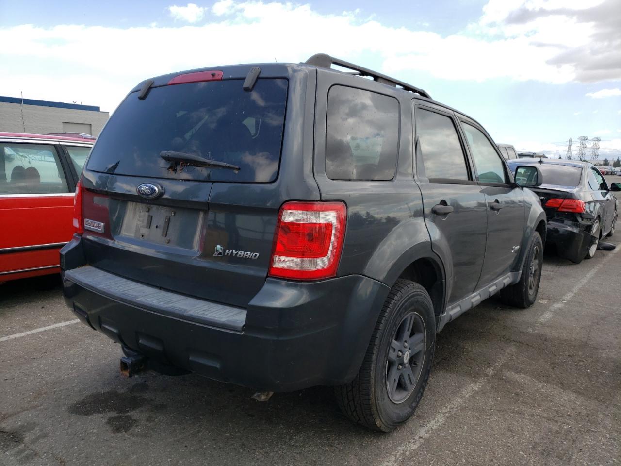Photo 4 from auction – 2009 FORD ESCAPE with VIN 1FMCU49339KA38521