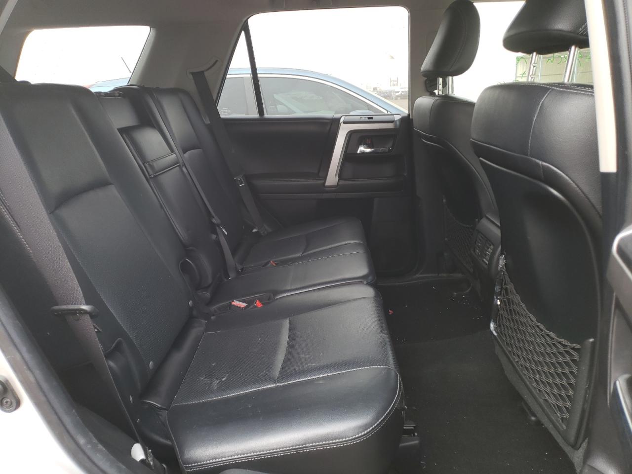 Photo 6 from auction – 2015 TOYOTA 4RUNNER SR with VIN JTEBU5JR1F5203994