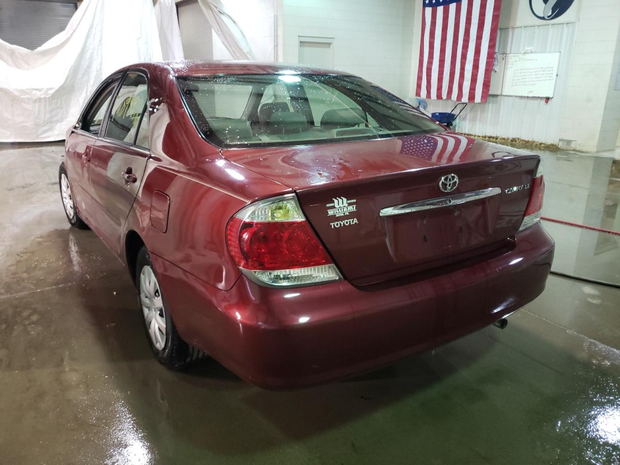 Photo 3 from auction – 2005 TOYOTA CAMRY LE with VIN 4T1BE32K25U043387