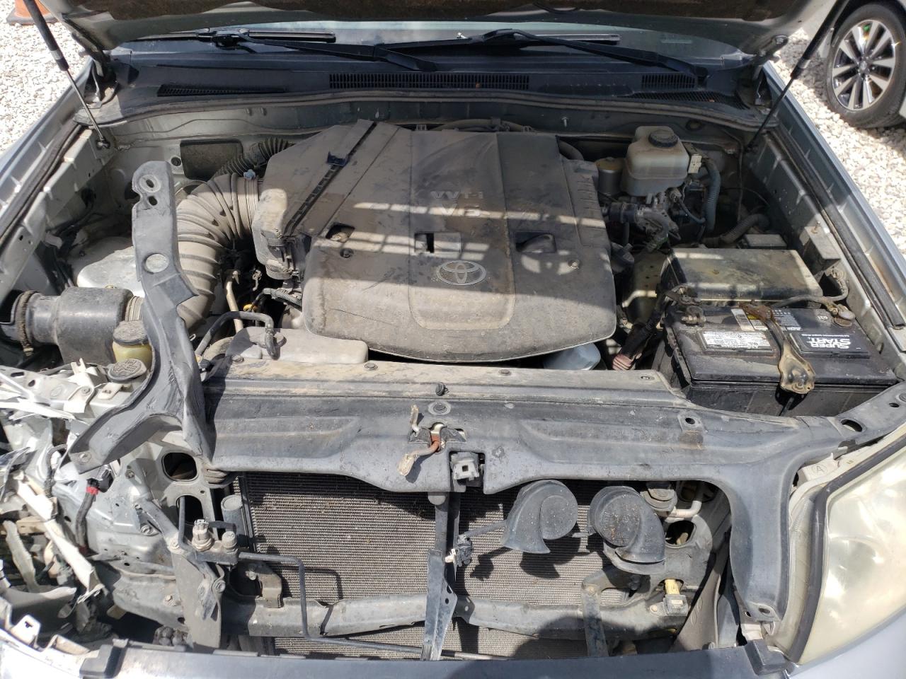 Photo 7 from auction – 2005 TOYOTA 4RUNNER SR with VIN JTEZU14R550054259