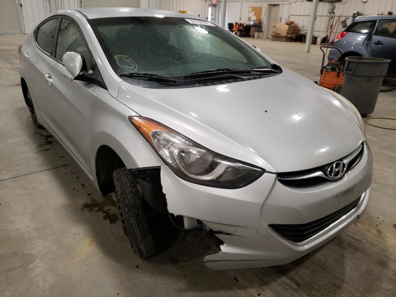 HYUNDAI ELANTRA GL 2011 with VIN 5NPDH4AE7BH024698 - Photo from auction