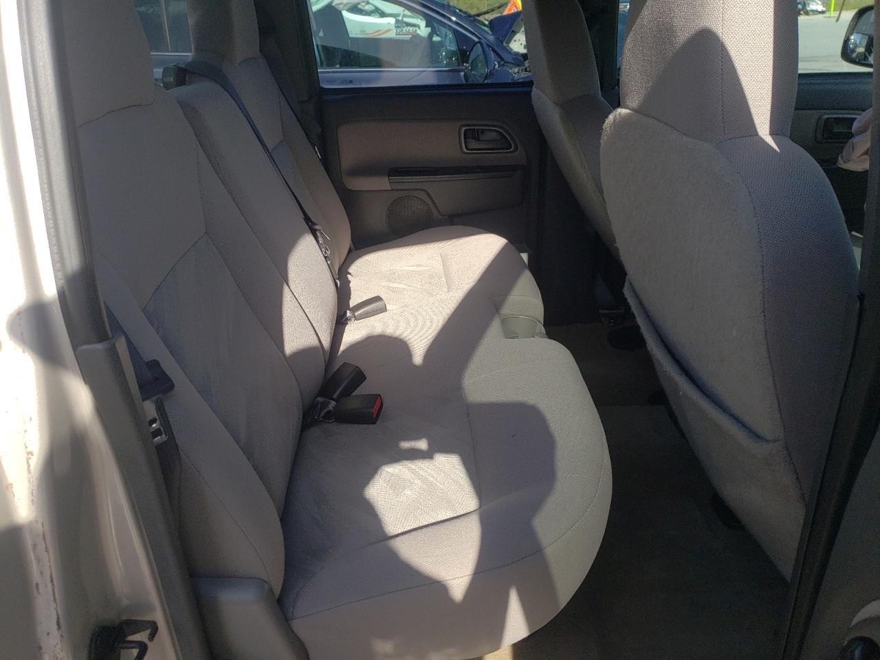 Photo 6 from auction – 2004 CHEVROLET COLORADO with VIN 1GCCS136548138587
