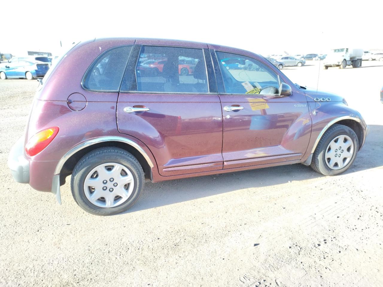 Photo 9 from auction – 2002 CHRYSLER PT CRUISER with VIN 3C4FY48B32T286481