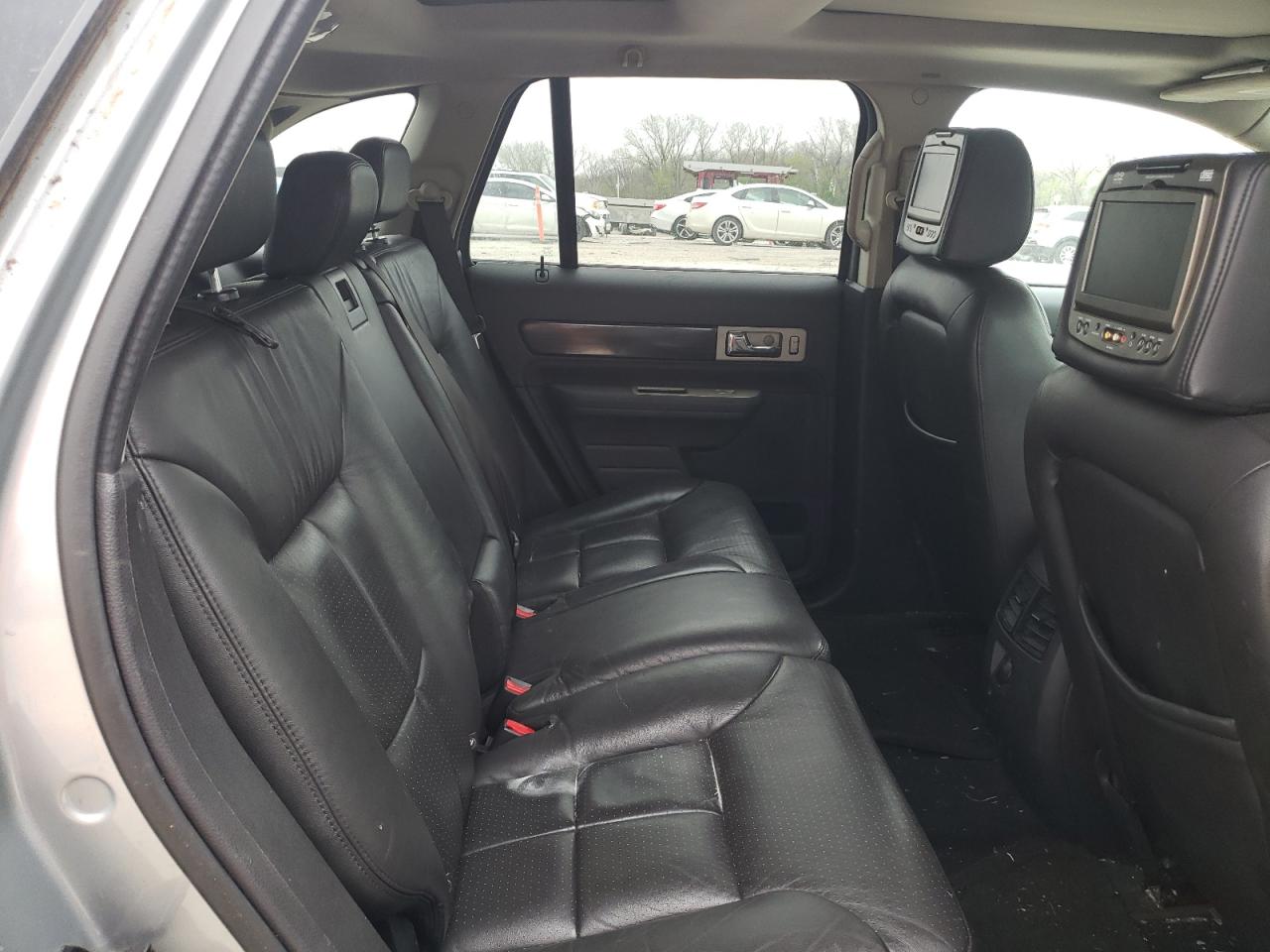 Photo 6 from auction – 2007 LINCOLN MKX with VIN 2LMDU88C97BJ09293
