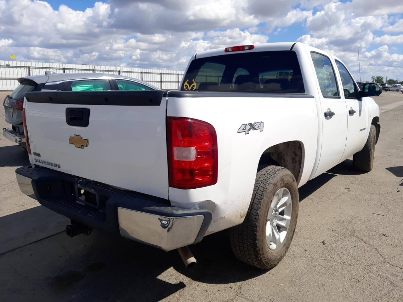 Photo 4 from auction – 2011 CHEVROLET SILVERADO with VIN 3GCPKPE37BG241251
