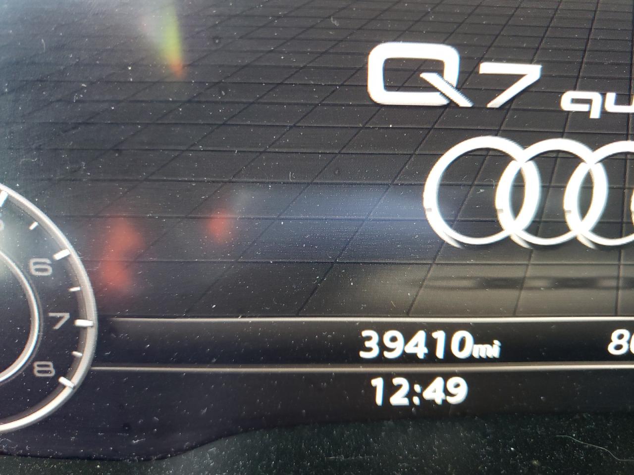 Photo 8 from auction – 2018 AUDI Q7 PREMIUM with VIN WA1LAAF78JD030615