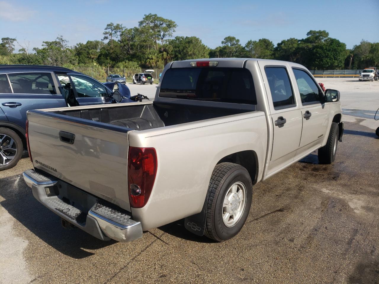 Photo 4 from auction – 2004 CHEVROLET COLORADO with VIN 1GCCS136548138587