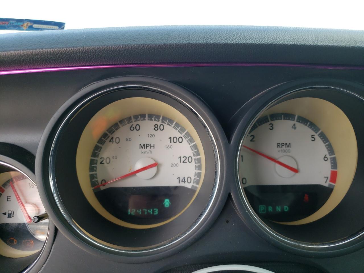 Photo 8 from auction – 2010 DODGE CHALLENGER with VIN 2B3CJ4DV1AH321129