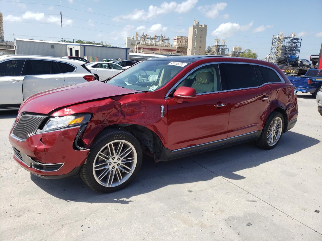 Photo 9 from auction – 2013 LINCOLN MKT with VIN 2LMHJ5AT3DBL57957
