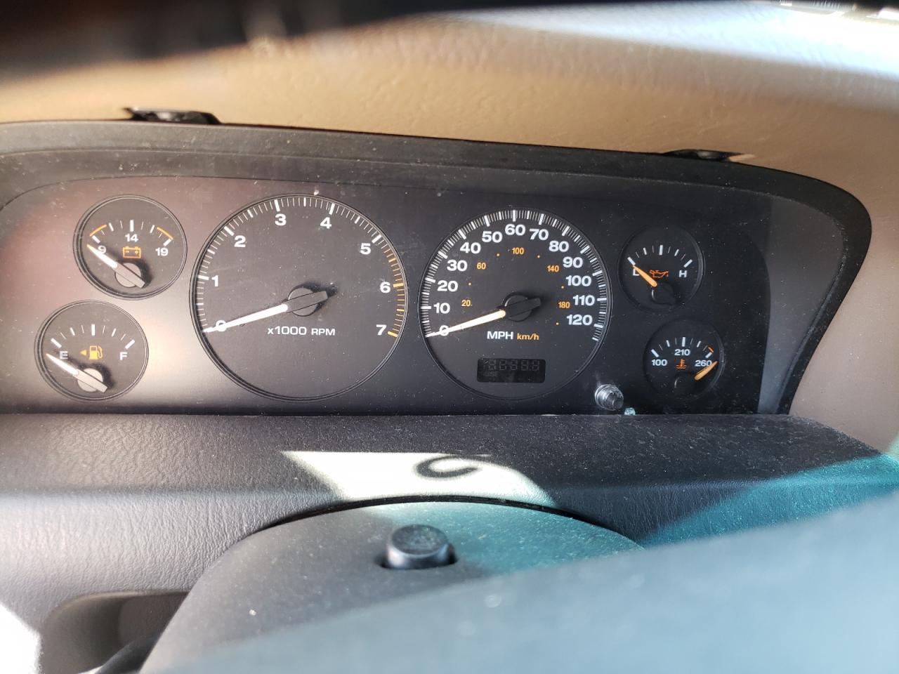 Photo 8 from auction – 2004 JEEP GRAND CHER with VIN 1J4GW48S54C204608