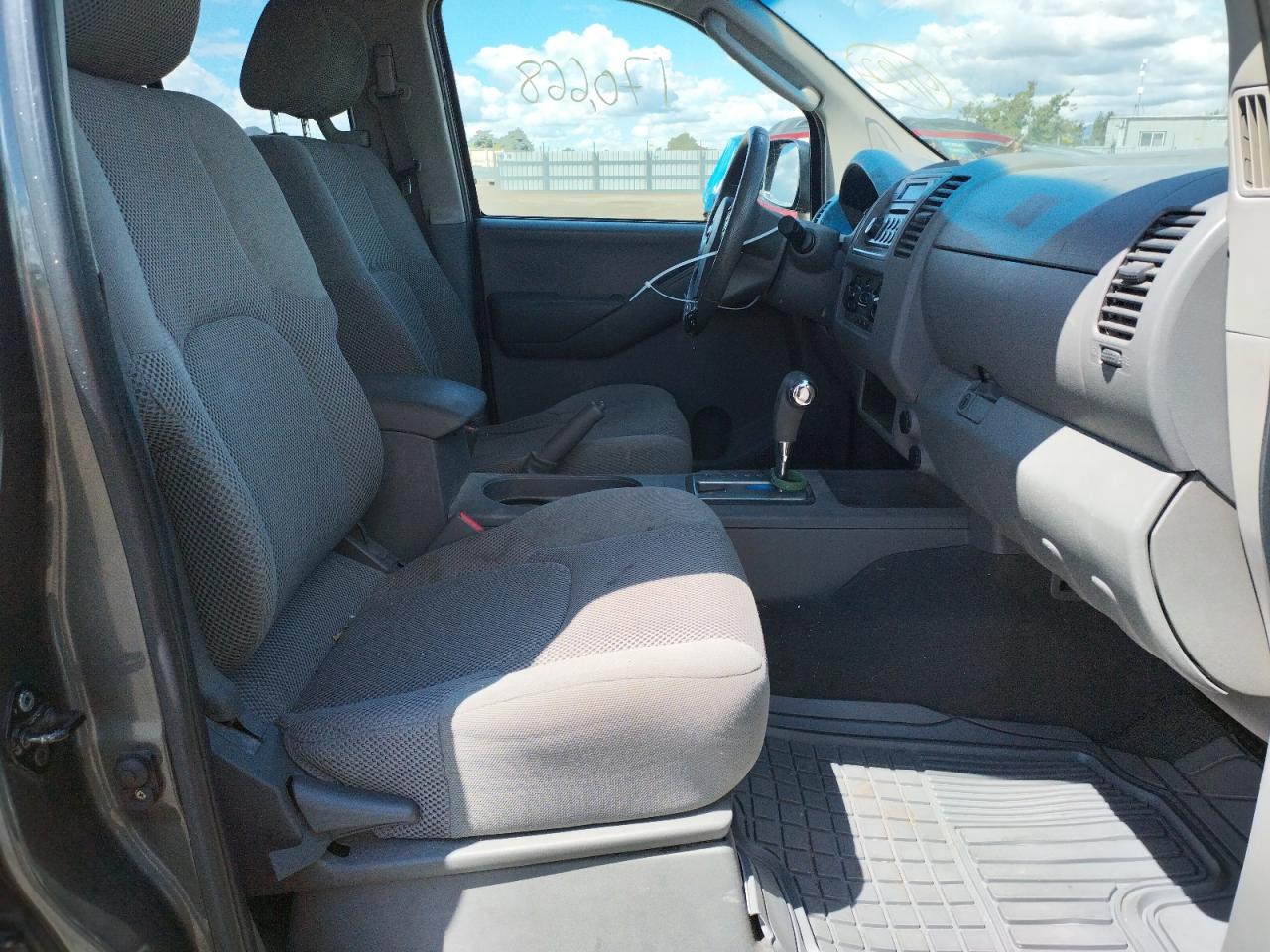 Photo 5 from auction – 2007 NISSAN FRONTIER C with VIN 1N6AD07U17C453499