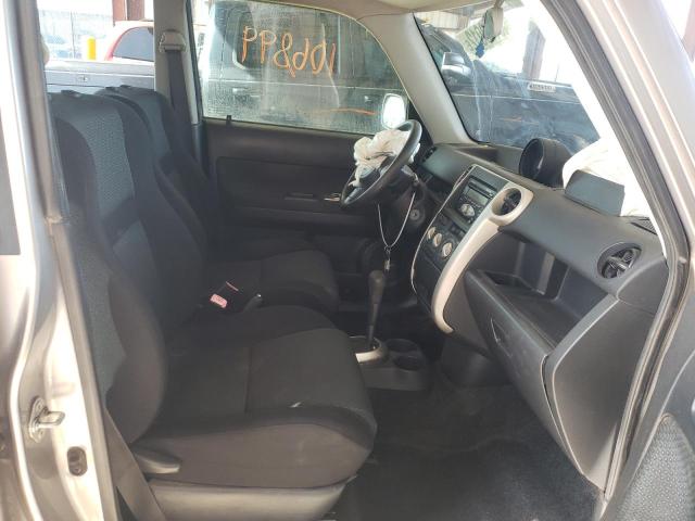 Photo 5 from auction – 2006 SCION XB with VIN JTLKT324764116271