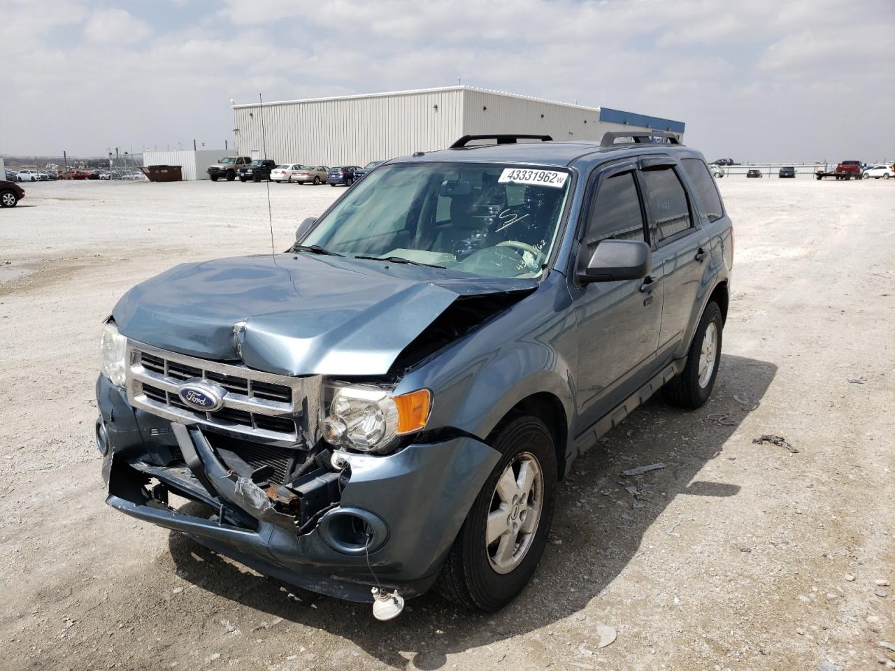 Photo 2 from auction – 2010 FORD ESCAPE XLT with VIN 1FMCU9D76AKD45645