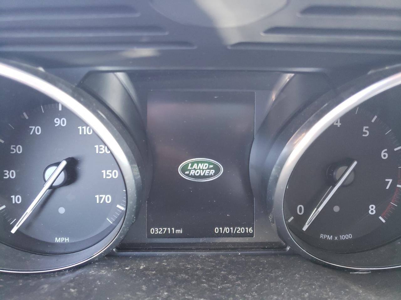 Photo 8 from auction – 2017 LAND ROVER RANGE ROVE with VIN SALWR2FV0HA682066