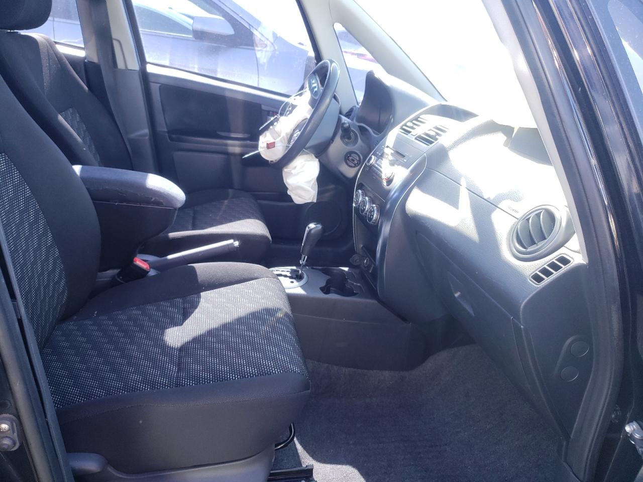 Photo 5 from auction – 2008 SUZUKI SX4 with VIN JS2YB417585105198