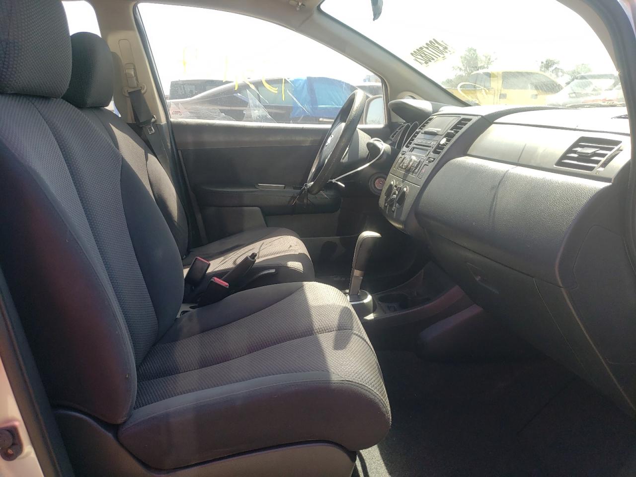 Photo 5 from auction – 2011 NISSAN VERSA S with VIN 3N1BC1AP4BL478125