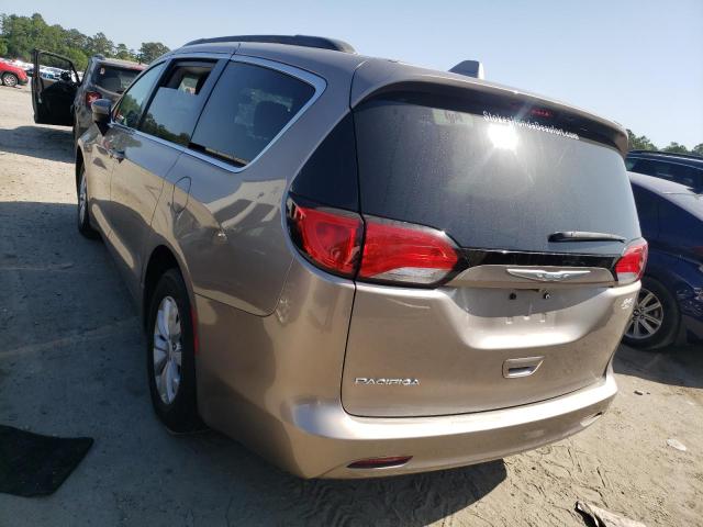 Photo 3 from auction – 2017 CHRYSLER PACIFICA T with VIN 2C4RC1DG6HR610093