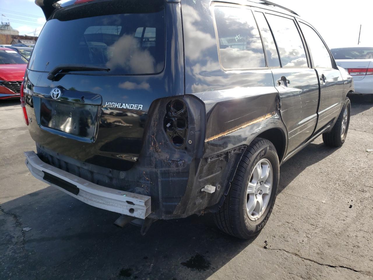 صورة رقم 9 من المزاد - 2002 TOYOTA HIGHLANDER مع VIN JTEGF21A920036011