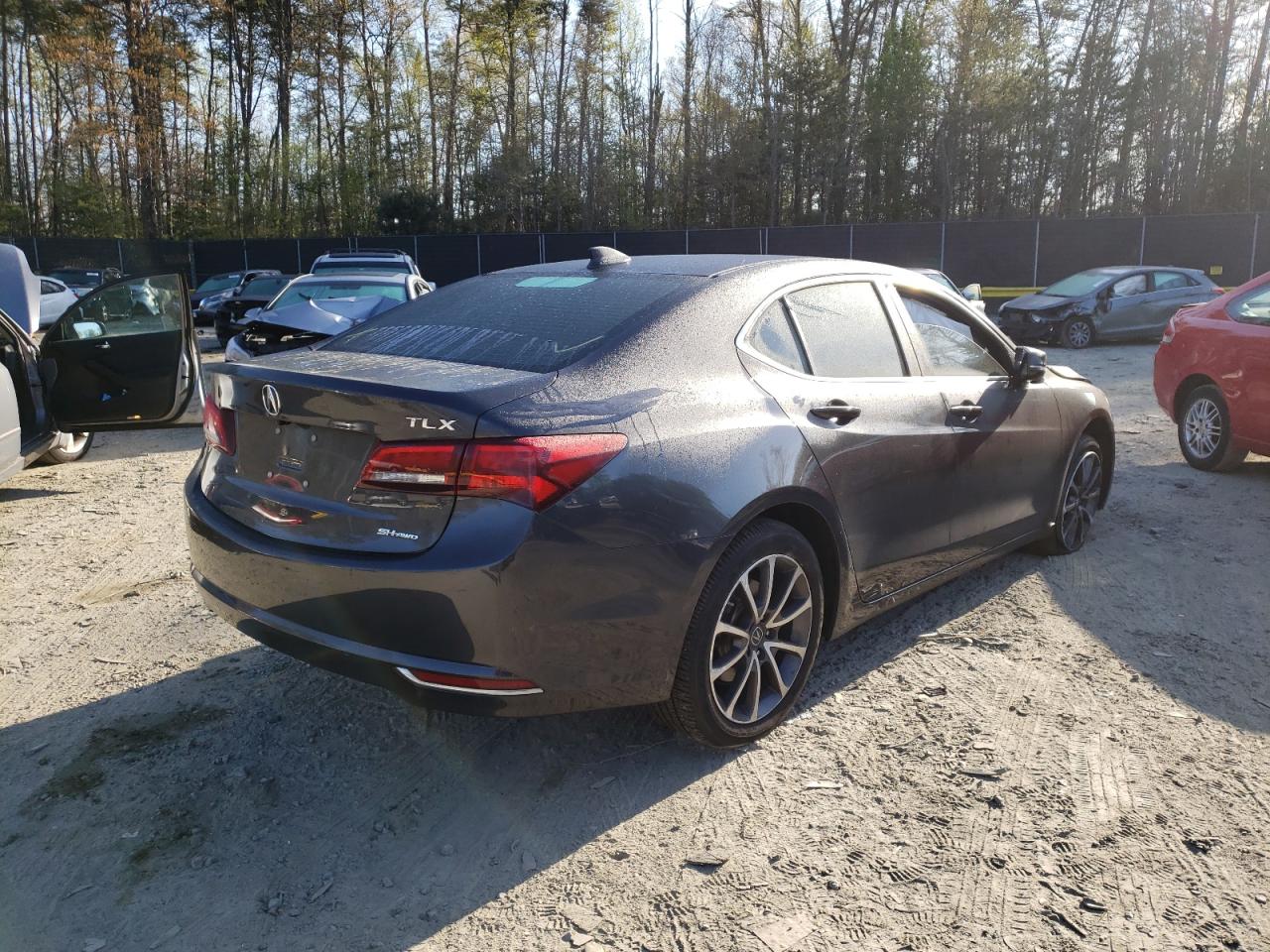 Photo 4 from auction – 2016 ACURA TLX TECH with VIN 19UUB3F52GA003018