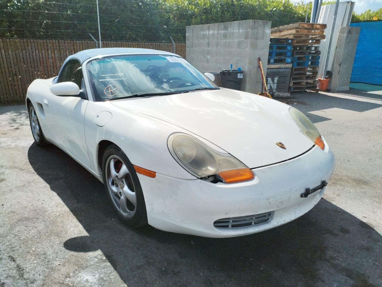 PORSCHE BOXSTER 2000 with VIN WP0CA2981YU621153 - Photo from auction