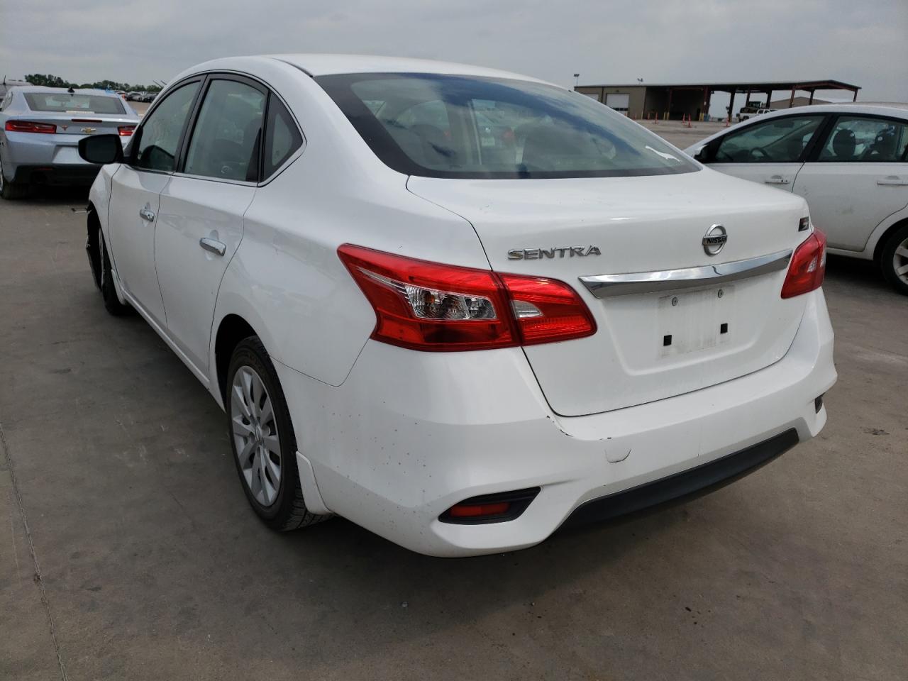 Photo 3 from auction – 2017 NISSAN SENTRA S with VIN 3N1AB7AP3HY323725