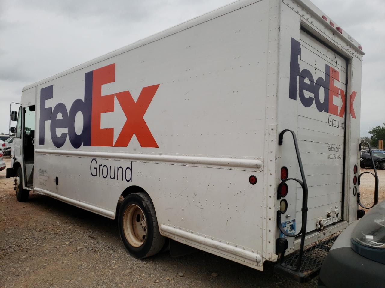 Photo 3 from auction – 2008 FREIGHTLINER CHASSIS M with VIN 4UZAARDU38CZ58784