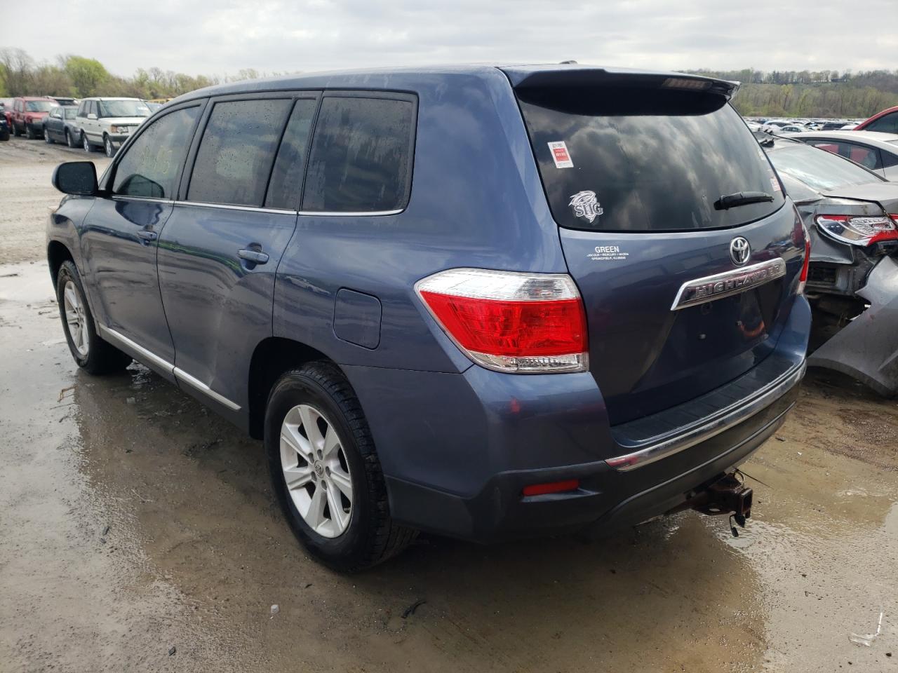 Photo 3 from auction – 2011 TOYOTA HIGHLANDER with VIN 5TDZK3EH3BS047542