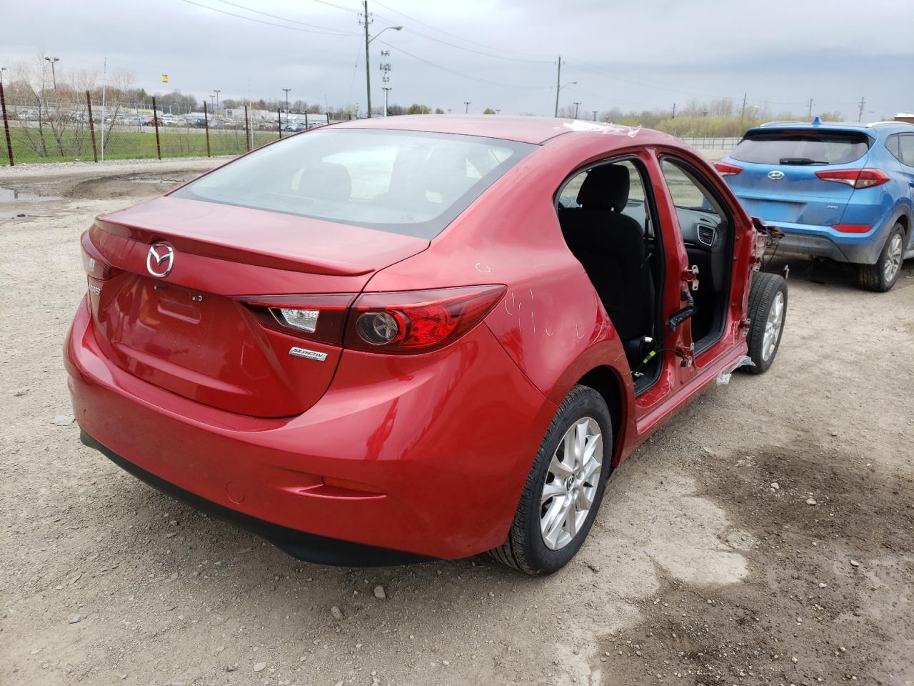 Photo 4 from auction – 2014 MAZDA 3 TOURING with VIN 3MZBM1V77EM104527