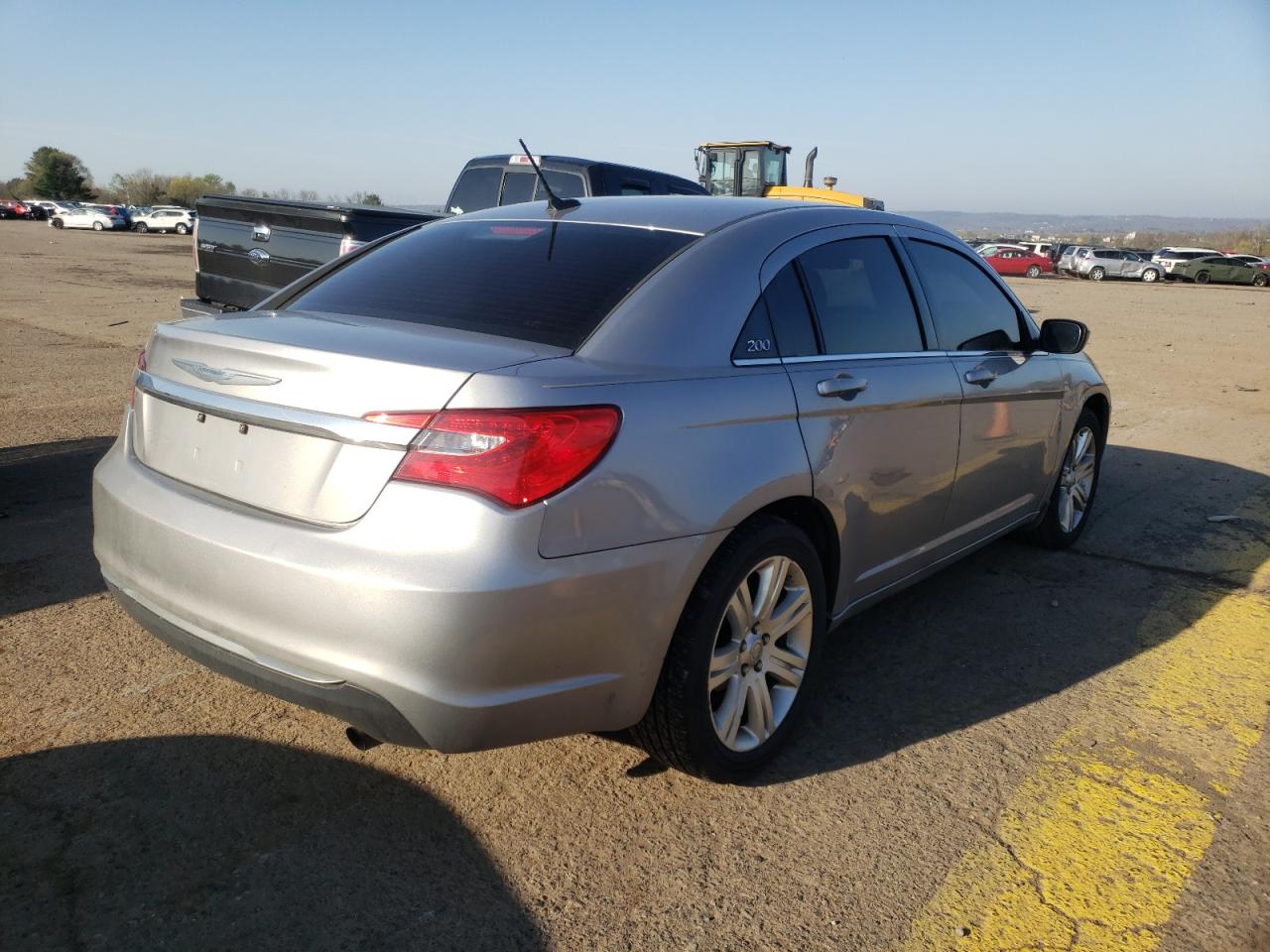 Photo 4 from auction – 2013 CHRYSLER 200 TOURIN with VIN 1C3CCBBB4DN650056
