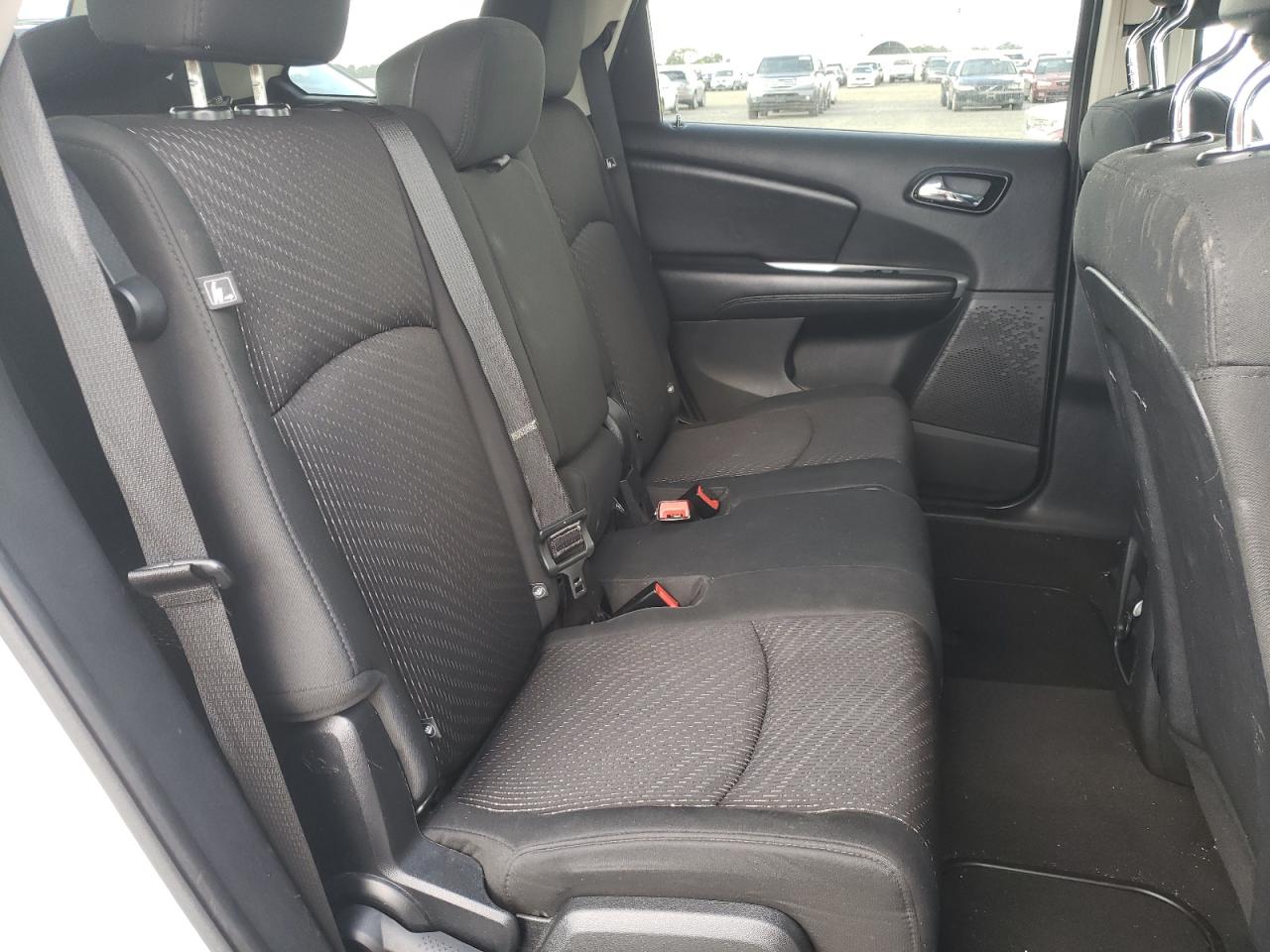 Photo 6 from auction – 2011 DODGE JOURNEY MA with VIN 3D4PH1FG4BT561313