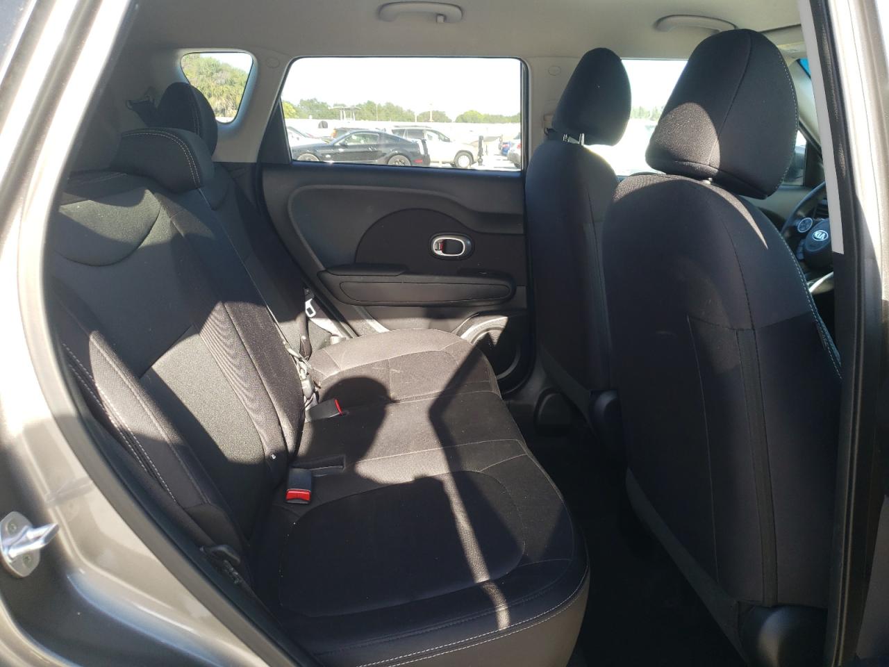 Photo 6 from auction – 2019 KIA SOUL with VIN KNDJN2A26K7695810