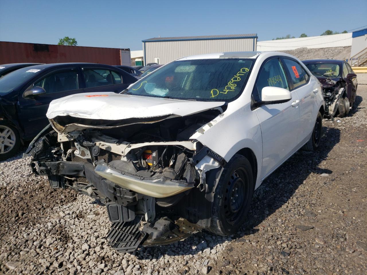 Photo 2 from auction – 2014 TOYOTA COROLLA L with VIN 5YFBURHE8EP039871