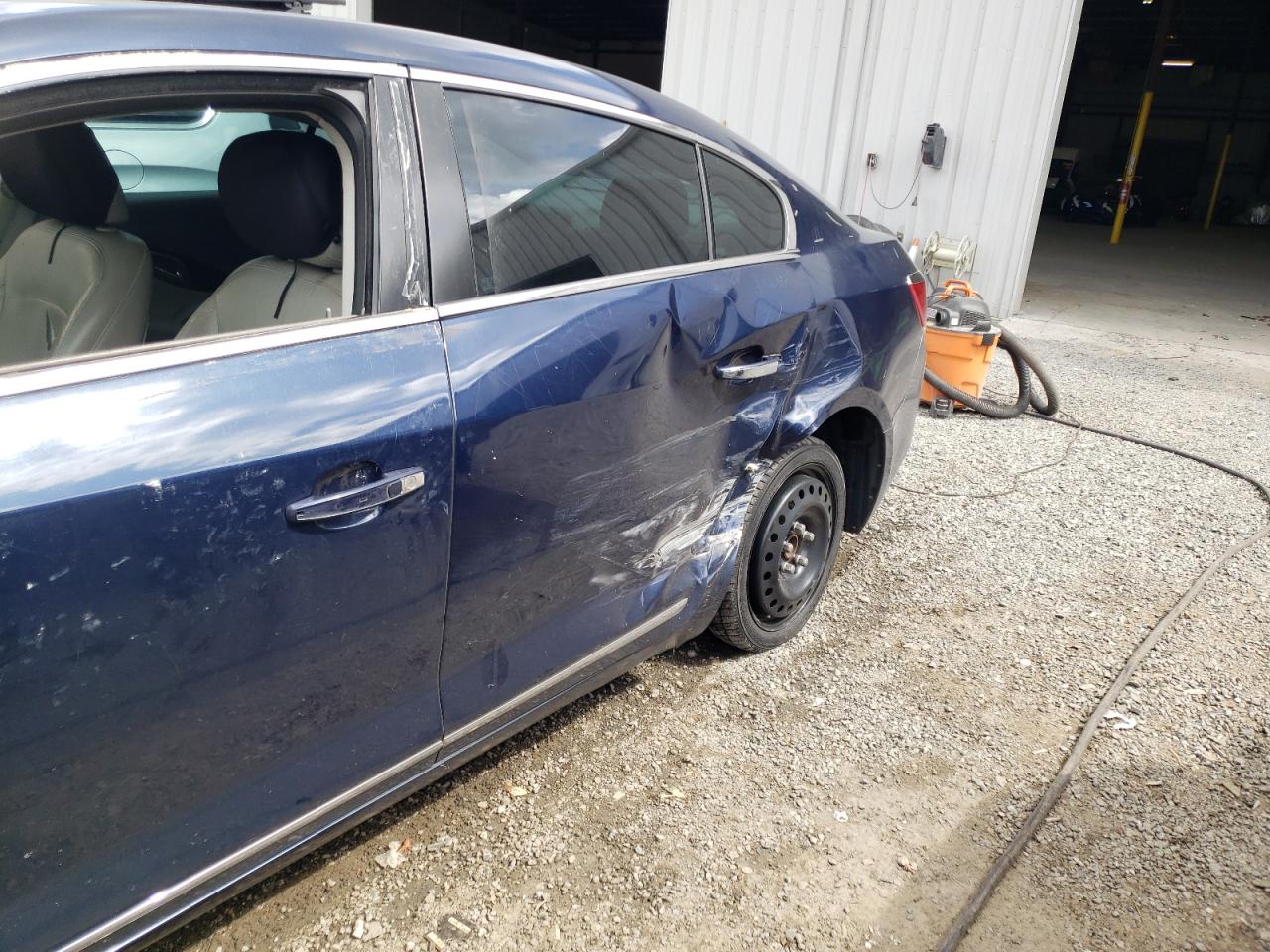 Photo 9 from auction – 2010 BUICK LACROSSE C with VIN 1G4GC5EG8AF255787