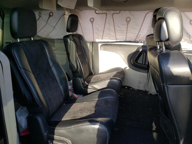 Photo 6 from auction – 2014 CHRYSLER TOWN & COU with VIN 2C4RC1CG9ER328754