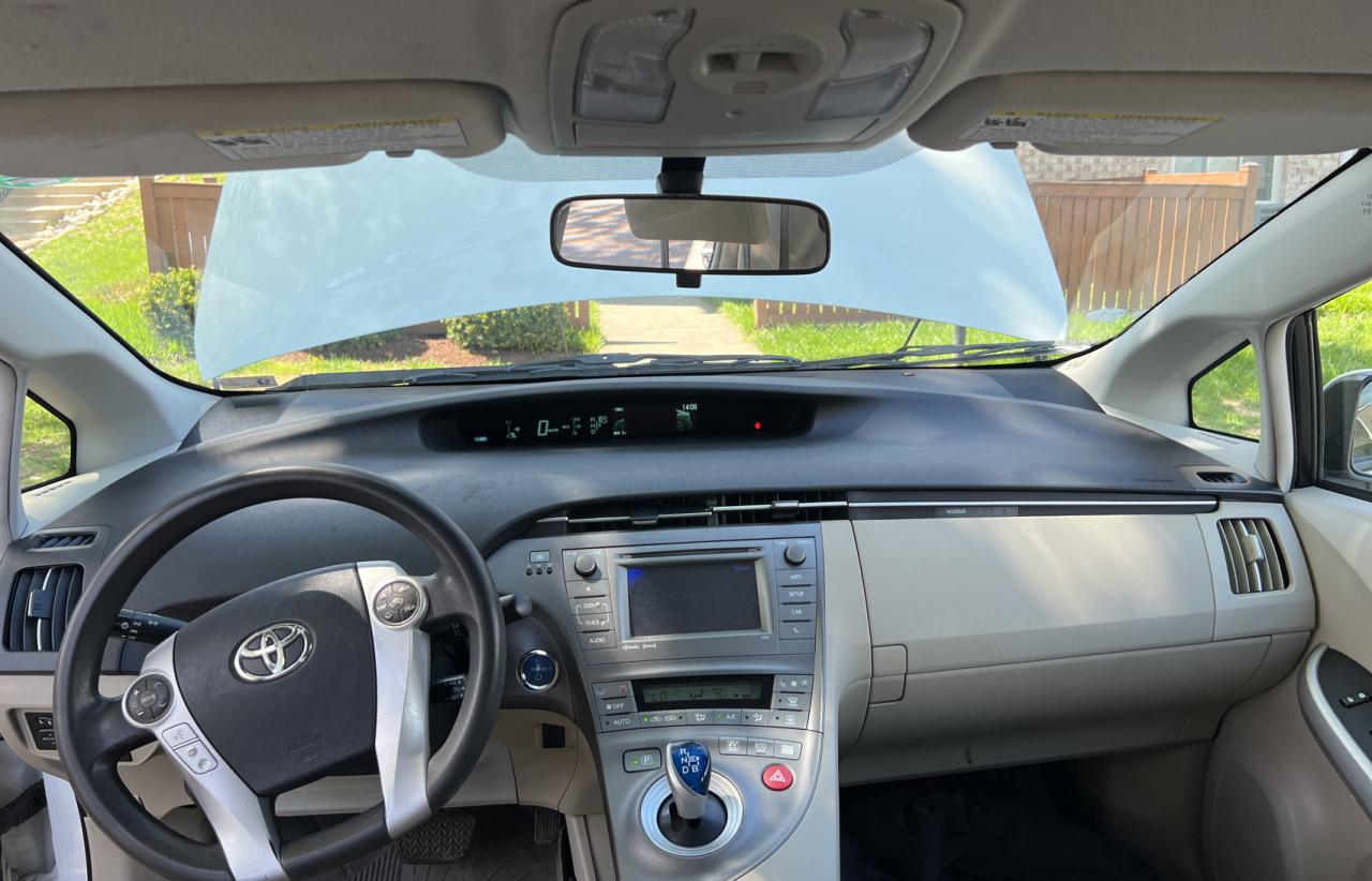 Photo 9 from auction – 2012 TOYOTA PRIUS with VIN JTDKN3DU3C1485208