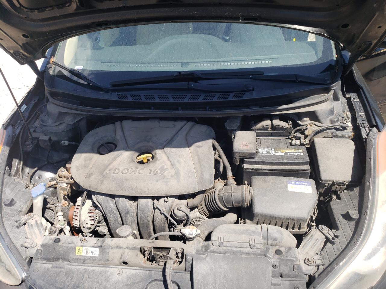 Photo 7 from auction – 2012 HYUNDAI ELANTRA GL with VIN KMHDH4AE1CU272173