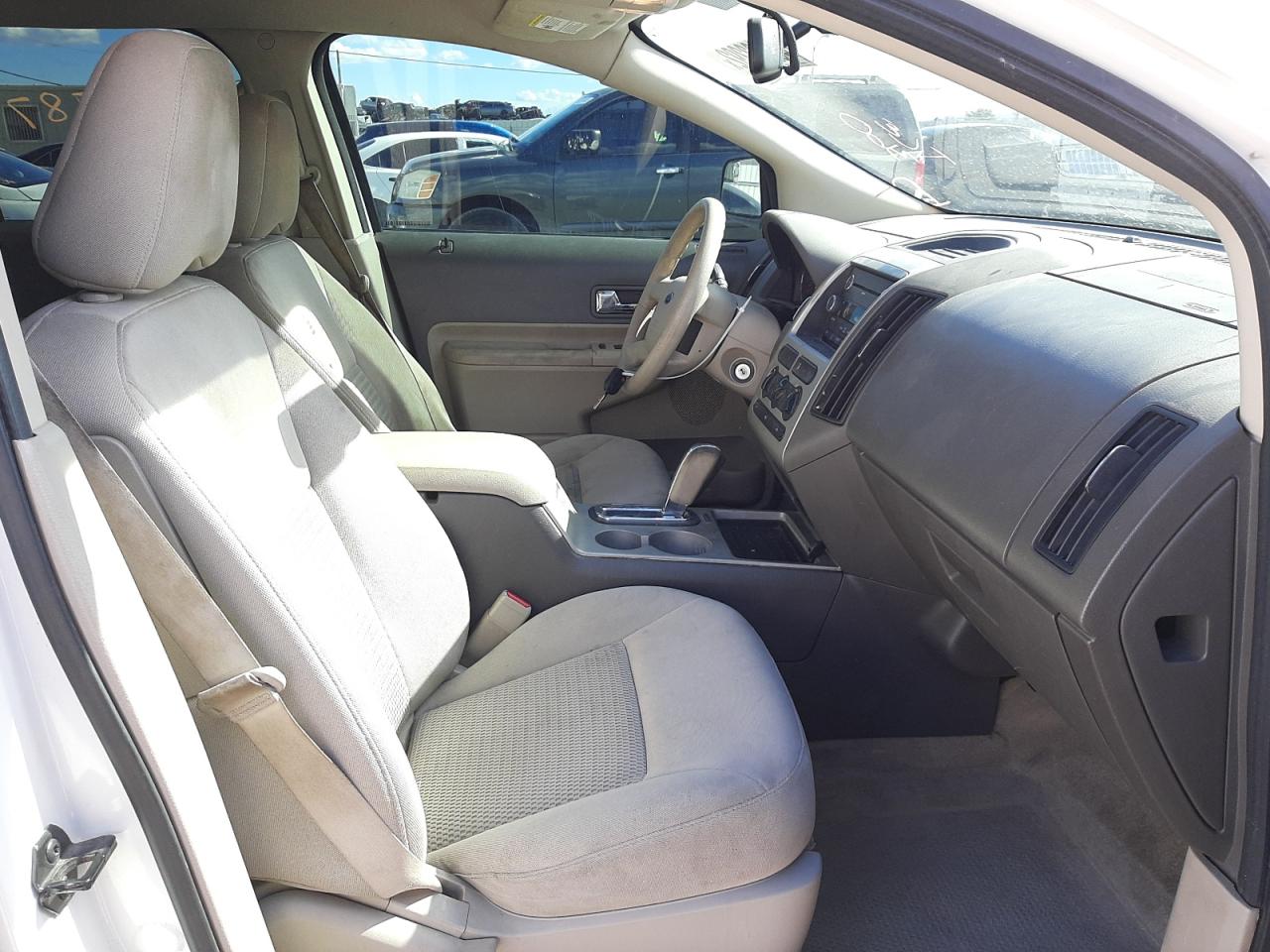 Photo 5 from auction – 2010 FORD EDGE SE with VIN 2FMDK3GC3ABA30859