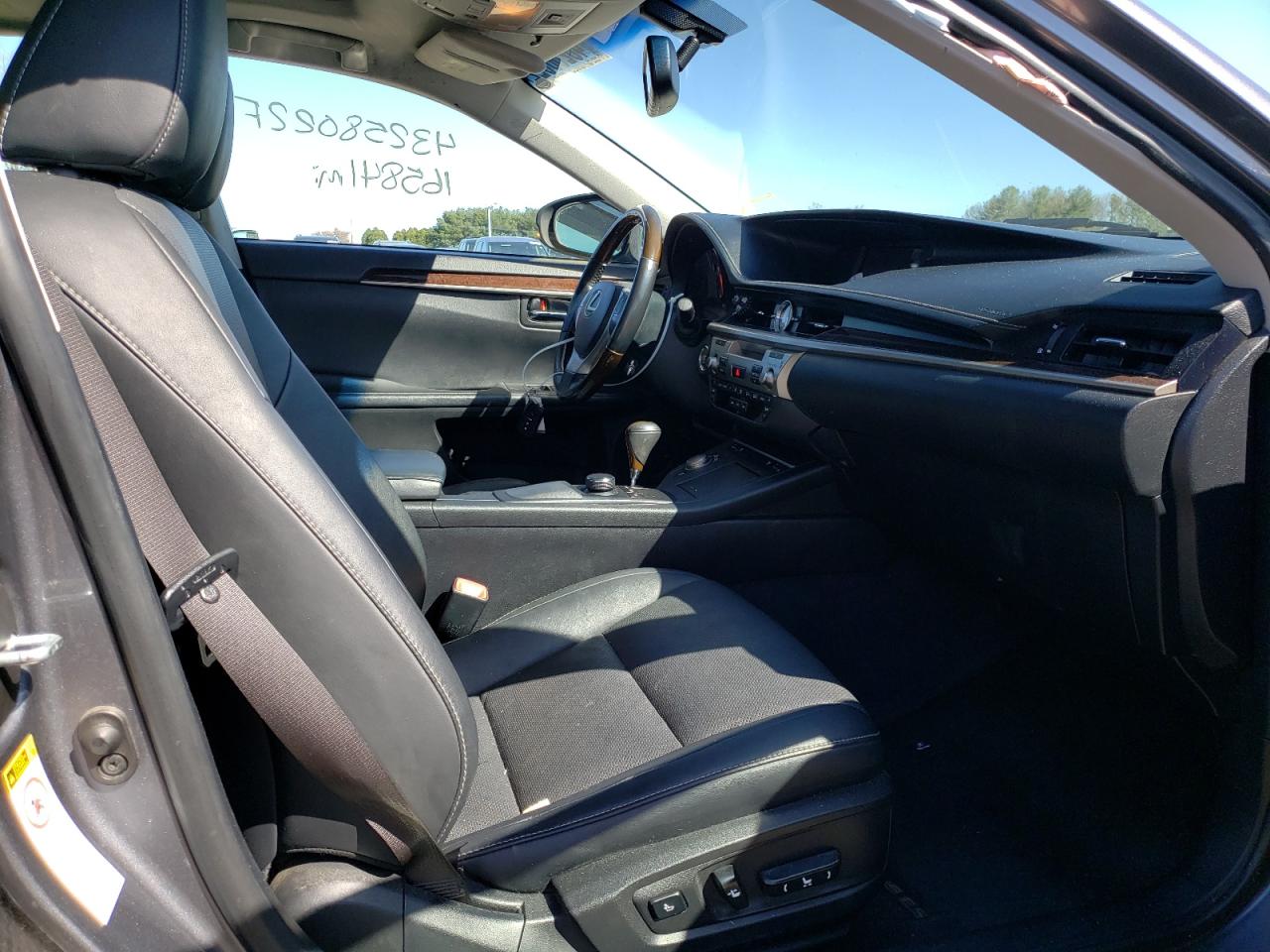 Photo 5 from auction – 2014 LEXUS ES 350 with VIN JTHBK1GGXE2111693