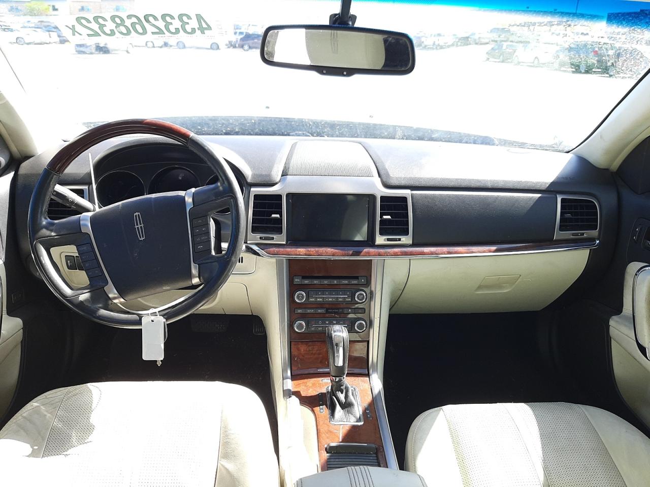 Zdjęcie 9 z aukcji – 2011 LINCOLN MKZ z VIN 3LNHL2GCXBR759243