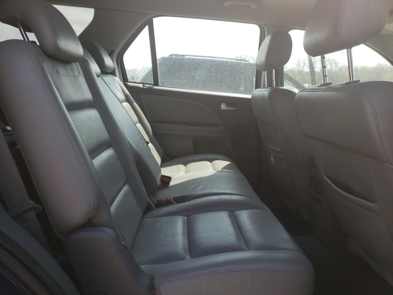 Photo 6 from auction – 2006 FORD FREESTYLE with VIN 1FMZK02196GA15289
