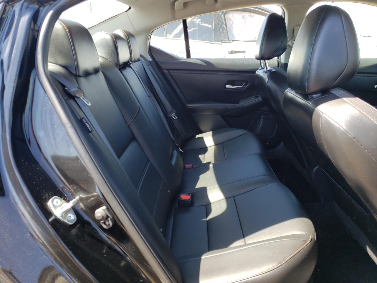 Photo 6 from auction – 2021 NISSAN SENTRA SR with VIN 3N1AB8DV6MY290763